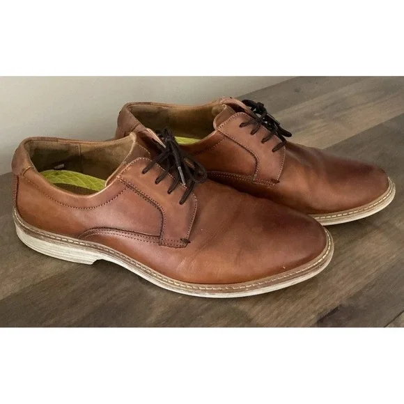 Florsheim Norwalk Plain-Toe Oxfords, Size 12M Cognac‎
